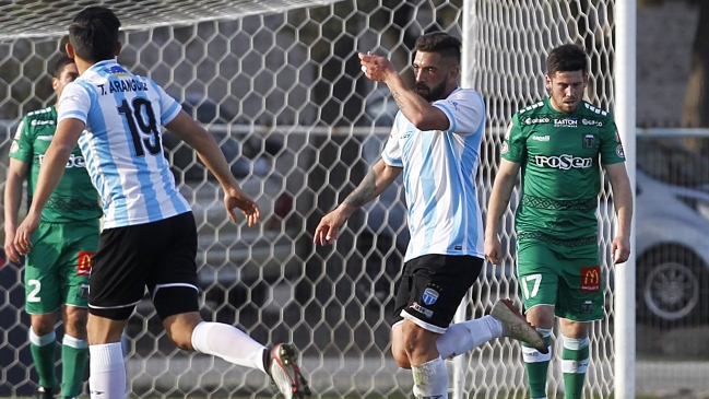 Magallanes doblegó en los minutos finales a Temuco y escapó del fondo en la Primera B