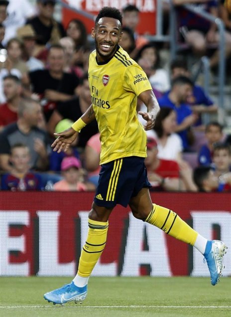 Barcelona presentó a Vidal y al resto del plantel de estrellas para la nueva temporada