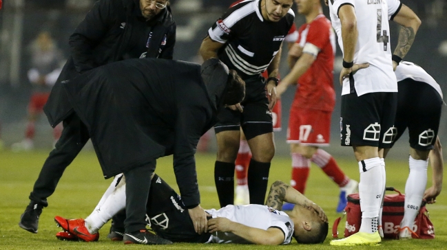 Dura baja para Colo Colo: Carlos Carmona estará fuera un mes de las canchas