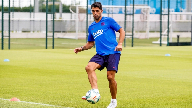 El golazo de mitad de cancha que marcó Luis Suárez en la práctica de FC Barcelona