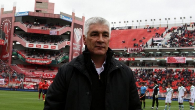 Omar de Felippe, el veterano de guerra que suena para dirigir a Universidad de Chile