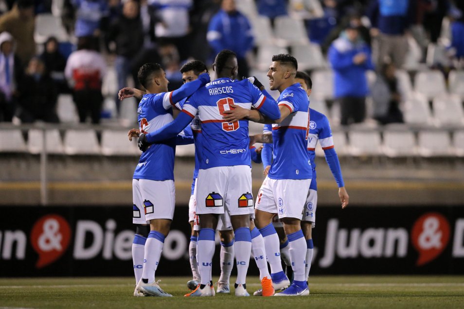 Universidad Católica avanzó en Copa Chile con inapelable triunfo sobre Santiago Morning