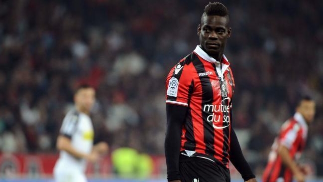 Gabriel Barbosa reveló diálogos con Mario Balotelli y lo espera en Flamengo: Sería increíble