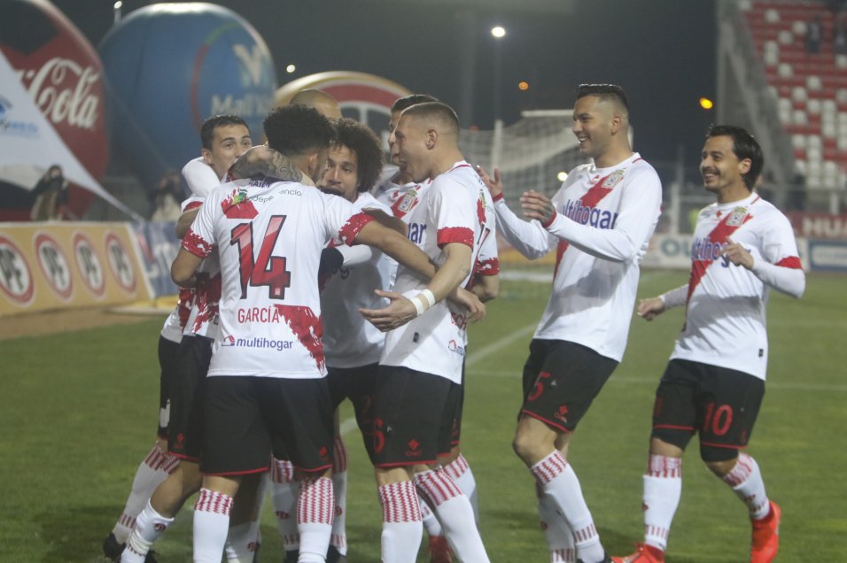 Curicó Unido agudizó la crisis de Universidad de Concepción con categórico triunfo