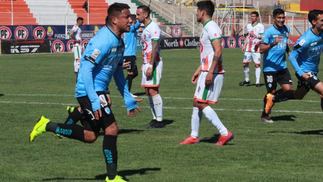 Deportes Iquique logró valioso triunfo sobre Cobresal y se alejó de los últimos lugares
