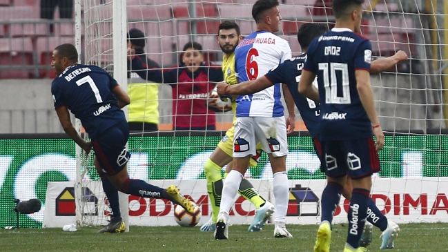 La U de Caputto logró un dramático triunfo sobre Antofagasta y abandonó la zona de descenso