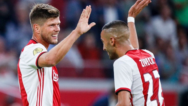 ¡Ganó el campeón! Ajax aplastó a Emmen en el inicio de la liga holandesa