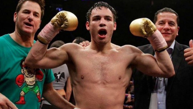 Julio César Chávez Jr. regresó al boxeo con victoria por nocaut en el primer round