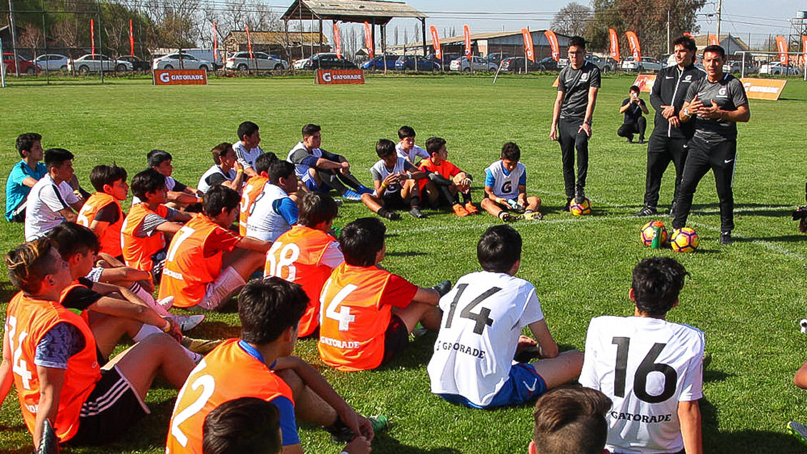 Niñ@s, con las pruebas masivas Gatorade podrían jugar en la U, la UC o Colo Colo