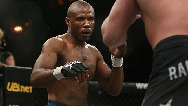 Fiscales en Texas pedirán pena de muerte para peleador de artes marciales por doble asesinato