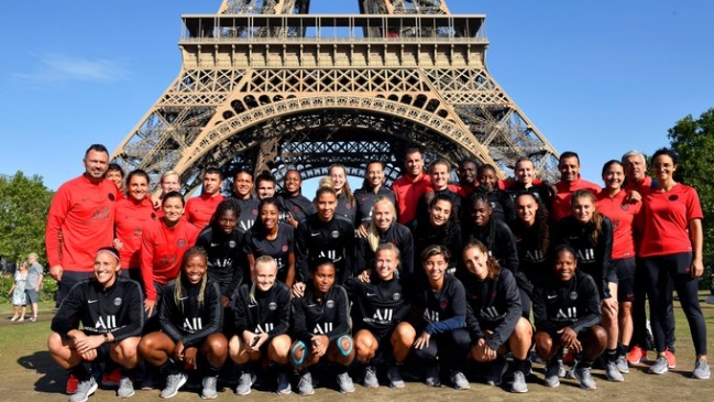 La exigente práctica que tuvieron Christiane Endler y Paris Saint Germain en la Torre Eiffel