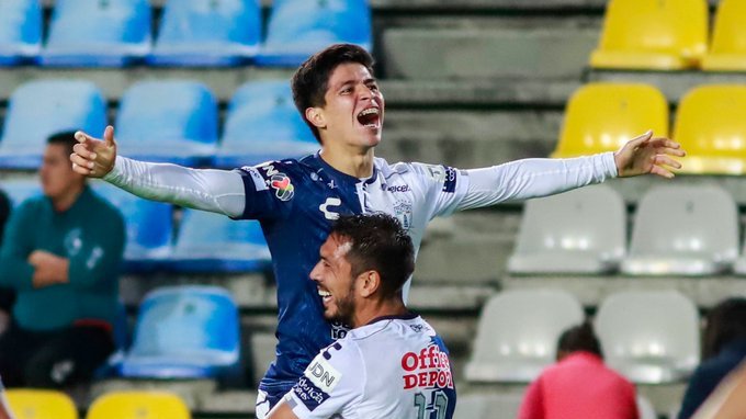 Víctor Dávila fue figura y anotó en triunfo de Pachuca en la Copa MX
