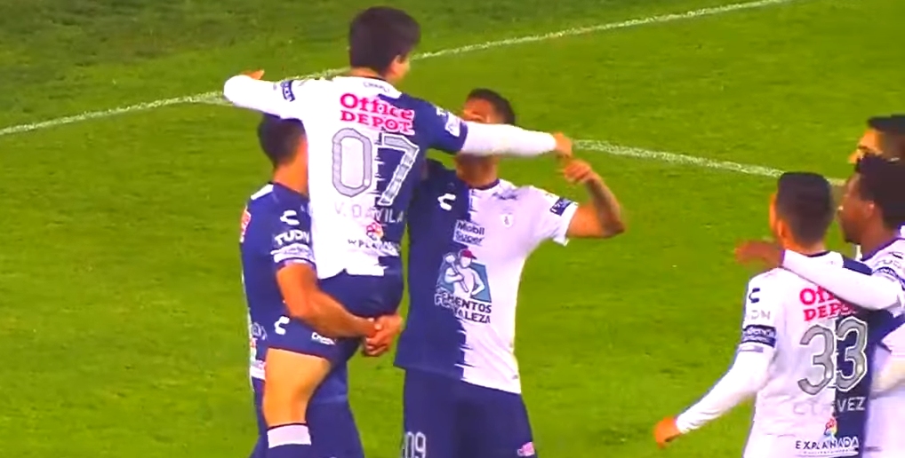 El golazo de Víctor Dávila en el triunfo de Pachuca en la Copa MX