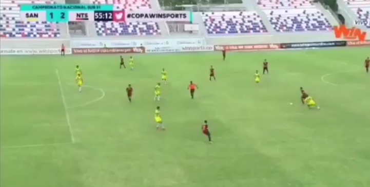 El “maradoniano” golazo que se vio en el fútbol juvenil de Colombia