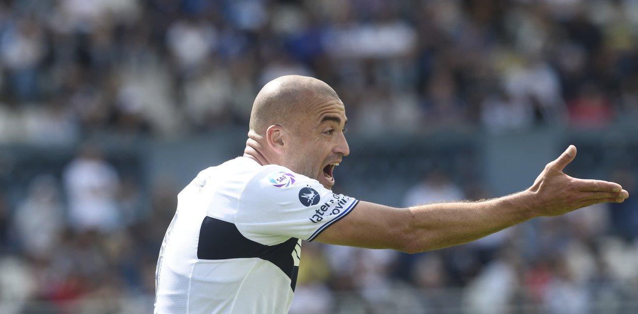 Santiago Silva dio positivo en un control antidopaje en Argentina