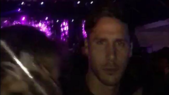 Jugador de Santiago Wanderers protagonizó un incidente con un hincha en una discoteque