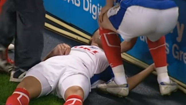 La falta más violenta en la historia del fútbol cumplió 13 años este martes