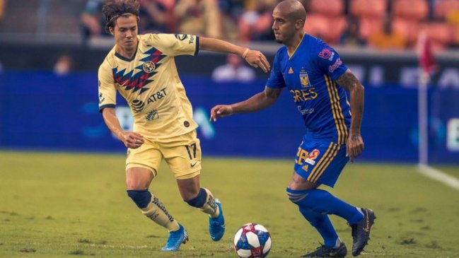 Tigres UANL de Eduardo Vargas superó a Club América en los penales y avanzó a la final