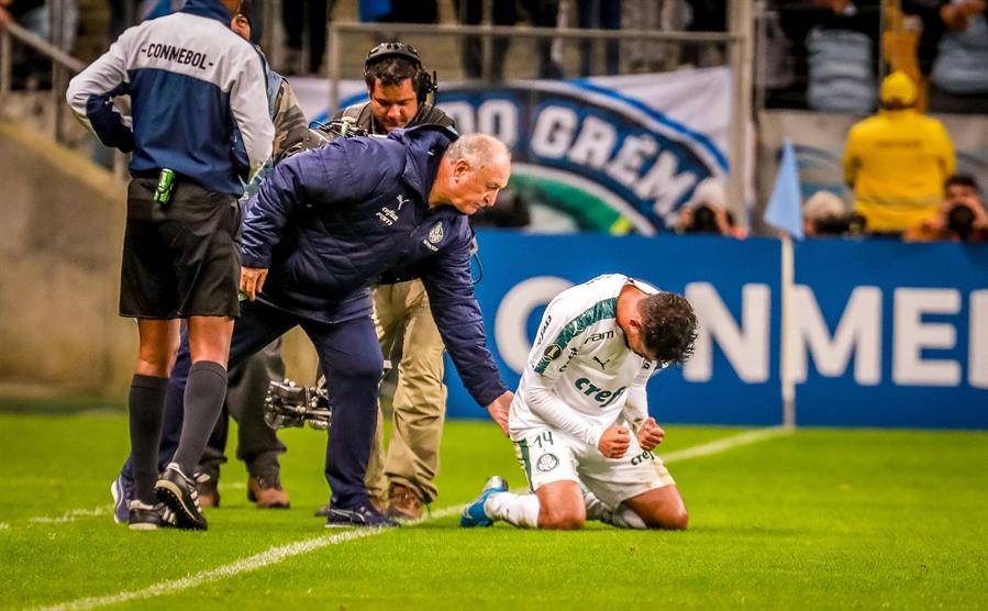 Palmeiras puso un pie en semifinales de la Copa Libertadores tras ganar a Gremio en Porto Alegre