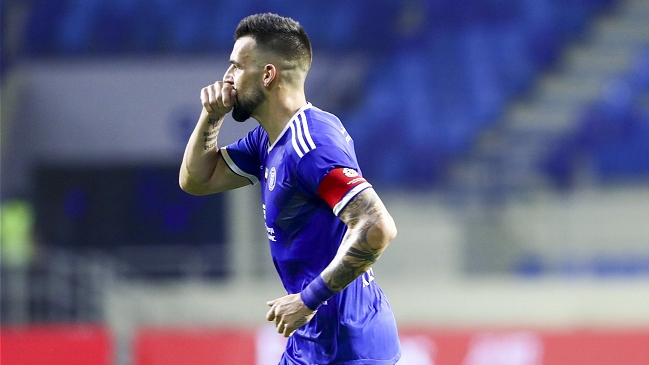 Alvaro Negredo anotó impresionante golazo en triunfo del Al Nasr de Esteban Pavez