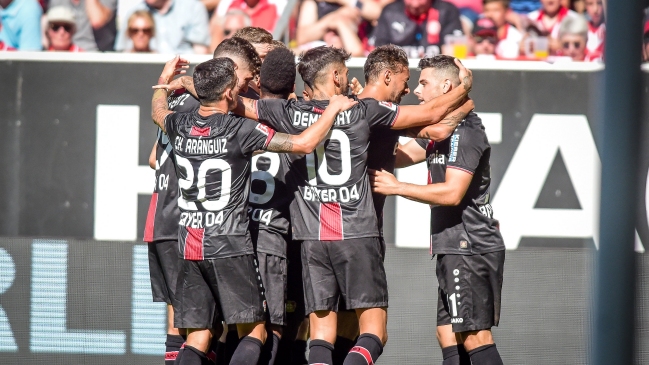 Charles Aránguiz aportó un golazo en triunfo de Bayer Leverkusen sobre Düsseldorf