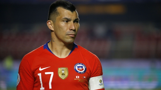 Gary Medel se rebajará el sueldo para poder firmar con Bologna