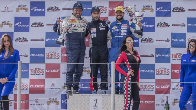 Naranjo y Barbagelata ganaron en el TP Race y Turismo 2000 y piensan en el bicampeonato
