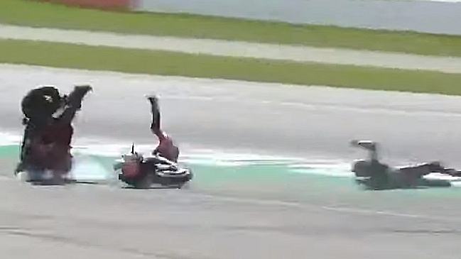 El impactante accidente de Fabio Quartararo y Andrea Dovizioso en el GP de Gran Bretaña