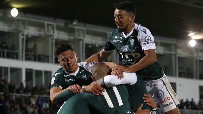 Santiago Wanderers derribó a Santa Cruz y volvió a ganar luego de tres meses en la Primera B
