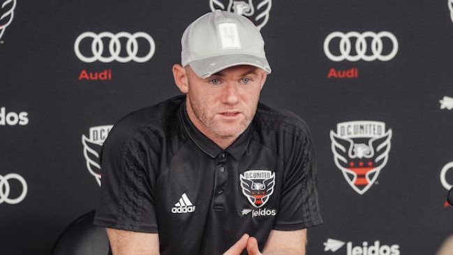Wayne Rooney se indignó con The Sun: Utiliza a mi familia y a mí para vender periódicos