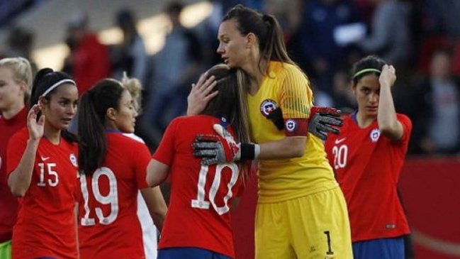 La Roja femenina derrotó a Costa Rica y accedió a la final de cuadrangular