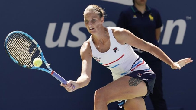 Pliskova pasó a octavos de final tras ganar una dura batalla a la tunecina Jabeur