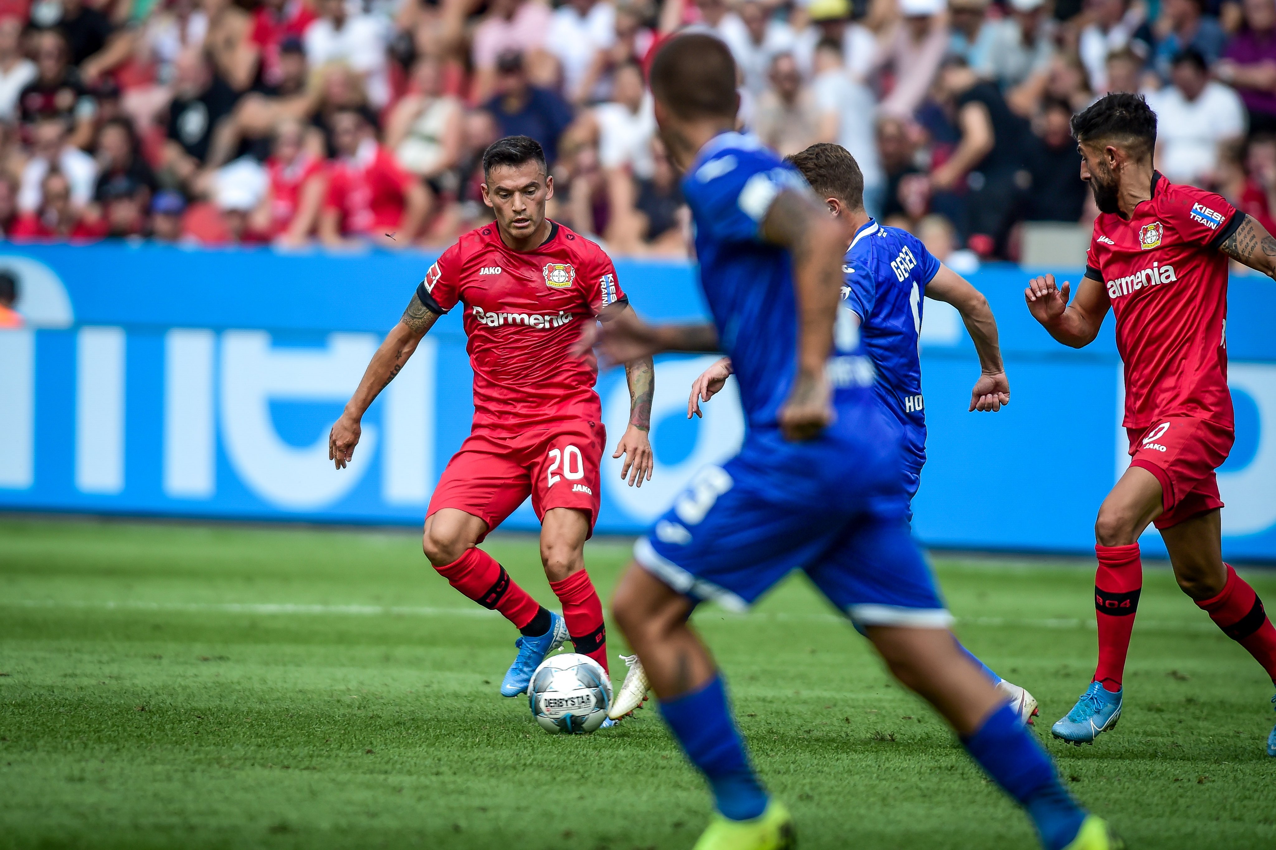 Bayer Leverkusen de Charles Aránguiz enredó puntos con Hoffenheim en la Bundesliga