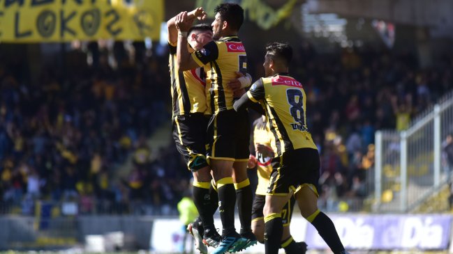 Sebastián Silva marcó el empate de Coquimbo Unido ante la U con una palomita