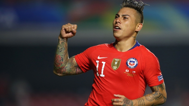 Eduardo Vargas en su arribo a la selección: Nos servirá para probar el nivel de nuevos jugadores