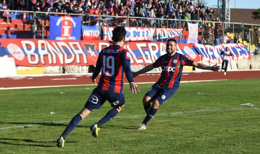 Deportes Iberia venció a Fernández Vial y clasificó a liguilla por el ascenso de la Segunda División