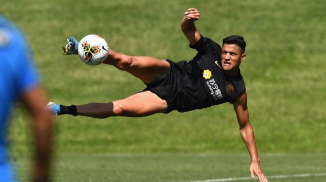 Alexis tiene nueva camiseta y comentó su llegada a Inter: Vine acá para ganar títulos