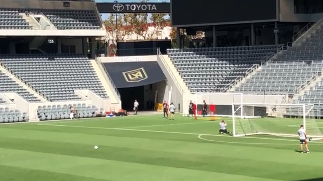 Claudio Bravo encabezó trabajos de los porteros de la selección chilena