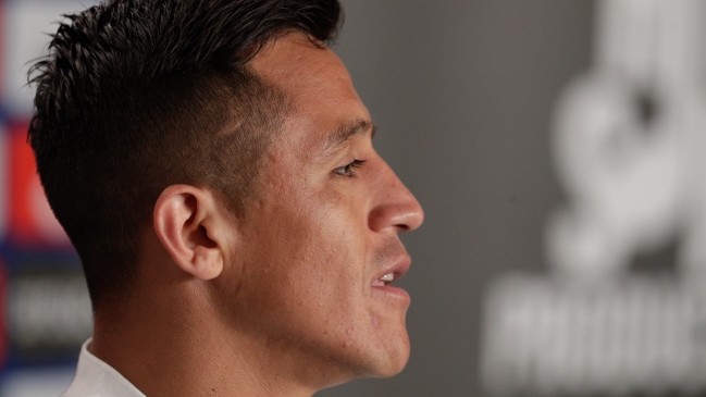Alexis Sánchez se molestó por constantes críticas a Junior Fernandes y Angelo Sagal