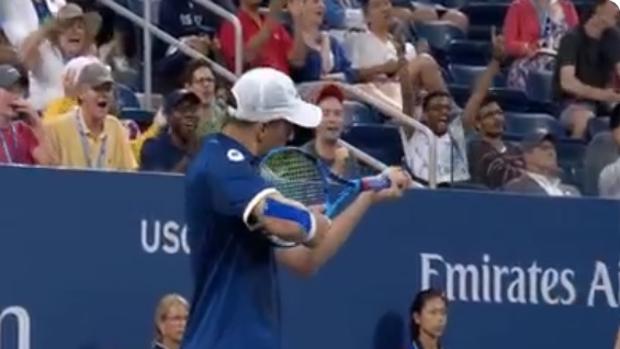 Mike Bryan deberá pagar una multa por simular que su raqueta era un arma en el US Open
