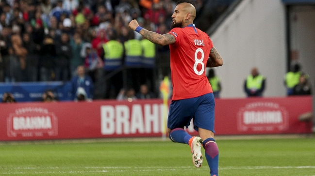 Arturo Vidal fue nominado al 11 ideal del año de la FIFA