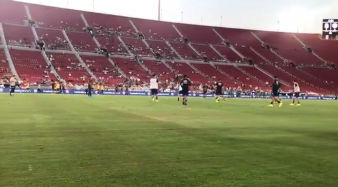 El escaso marco de público para el amistoso entre Chile y Argentina en Los Angeles