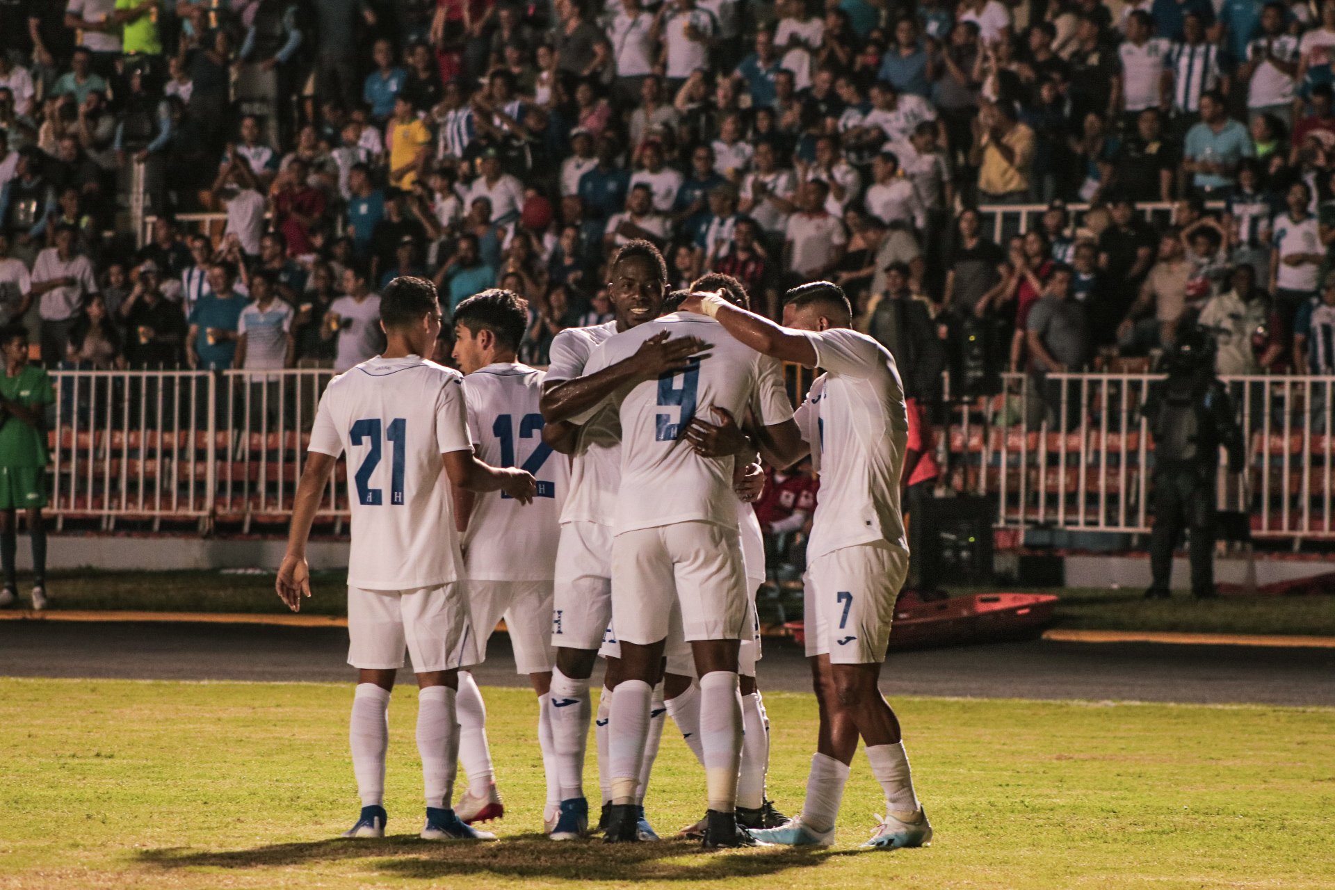 Honduras goleó a Puerto Rico en duelo previo al amistoso contra Chile