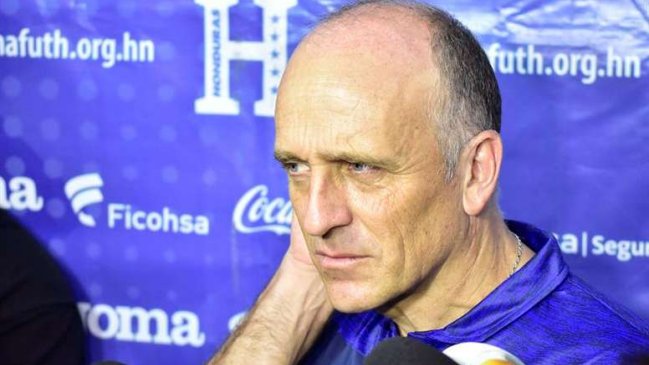 Seleccionador de Honduras: Sería redondo ganar el partido a Chile, no es imposible