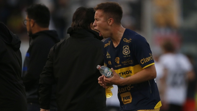 Ayudante de Everton: Tuvimos a tres jugadores vomitando en el descanso