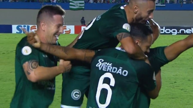 Rafael Vaz marcó un golazo en la derrota de Goiás ante Palmeiras