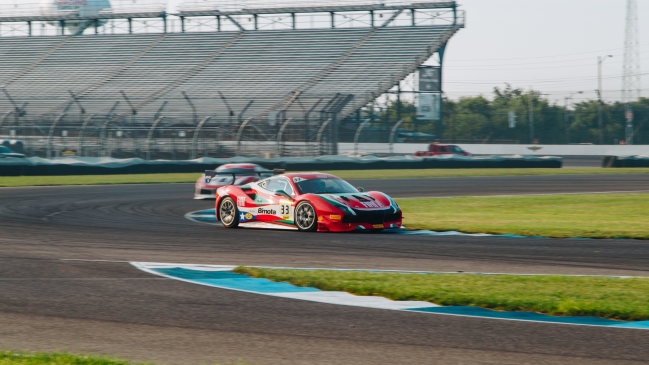 Benjamín Hites logró nuevo triunfo en el Ferrari Challenge de Estados Unidos