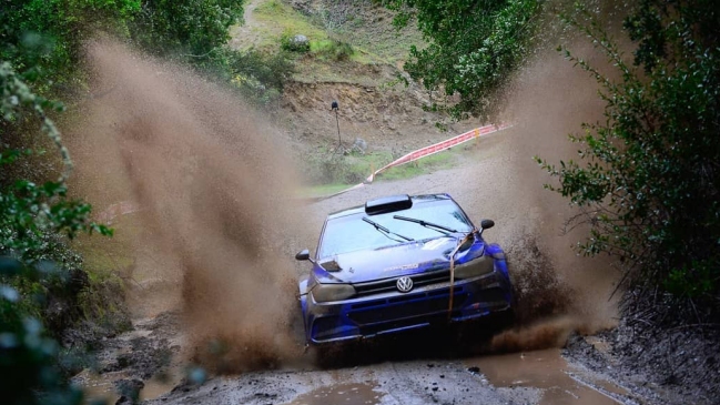 La vibrante primera etapa del Gran Premio de Curicó del Rally Mobil