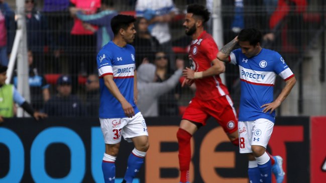 Larrondo fue asistido por Stefanelli y aumentó la ventaja de La Calera ante La UC