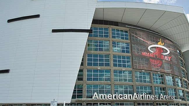 Sitio porno ofreció su marca para el nombre del estadio de los Miami Heat